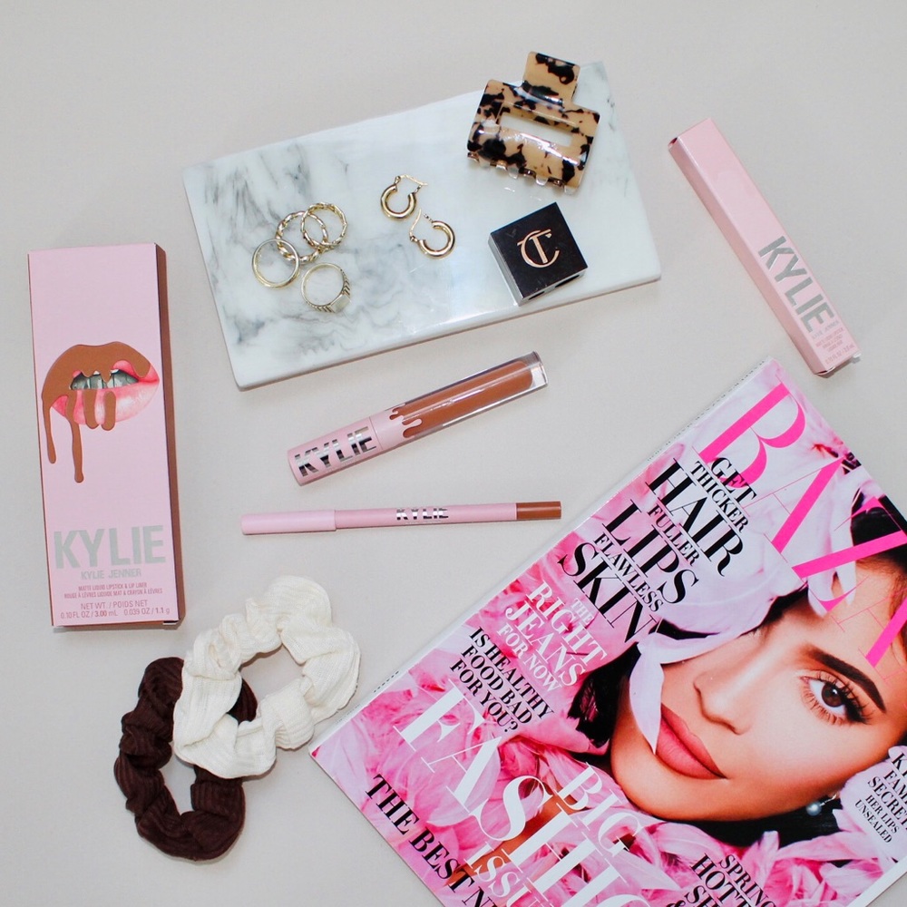 KYLIE COSMETICS ‘Exposed’ Matte Lip Kit